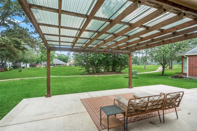 18222 Walden Forest Drive, Humble, TX 77346