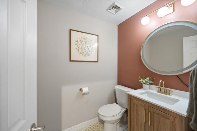 18222 Walden Forest Drive, Humble, TX 77346