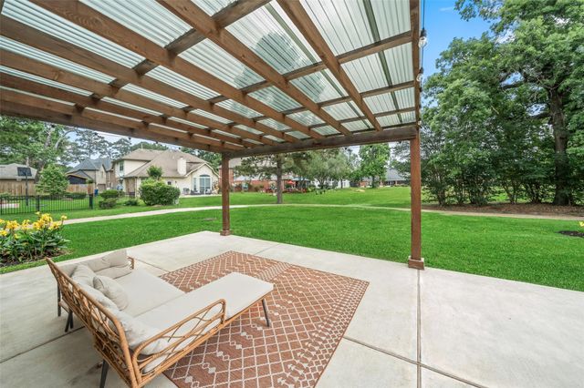 18222 Walden Forest Drive, Humble, TX 77346