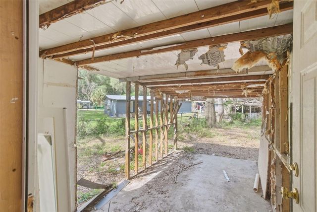 6945 NE 5TH PLACE, Ocala, FL 34470