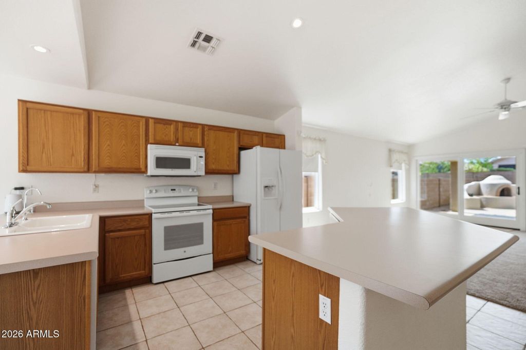 2328 N TIERRA ALTA Circle, Mesa, AZ 85207 — photo 3