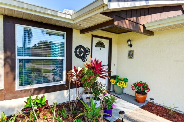 549 LONGWOOD CIRCLE, Oldsmar, FL 34677