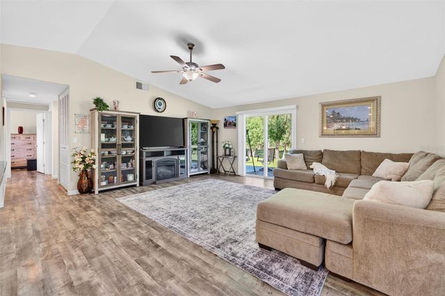 549 LONGWOOD CIRCLE, Oldsmar, FL 34677