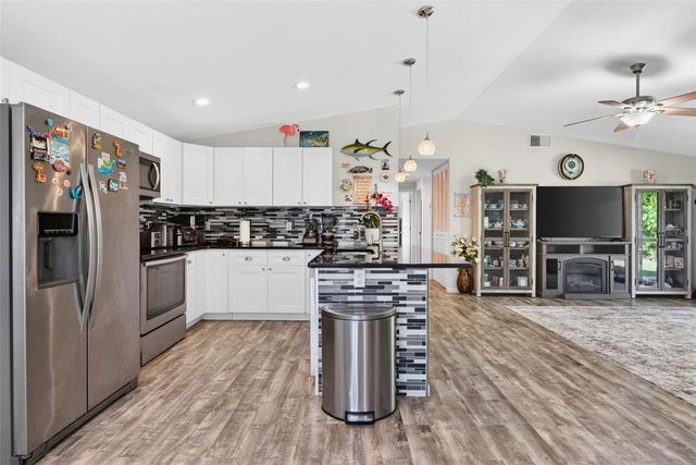 549 LONGWOOD CIRCLE, Oldsmar, FL 34677