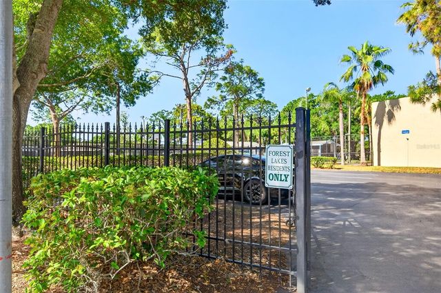 549 LONGWOOD CIRCLE, Oldsmar, FL 34677