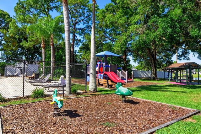 549 LONGWOOD CIRCLE, Oldsmar, FL 34677