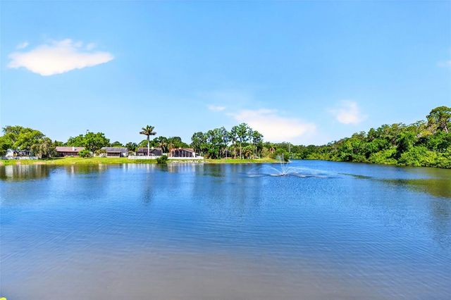 549 LONGWOOD CIRCLE, Oldsmar, FL 34677