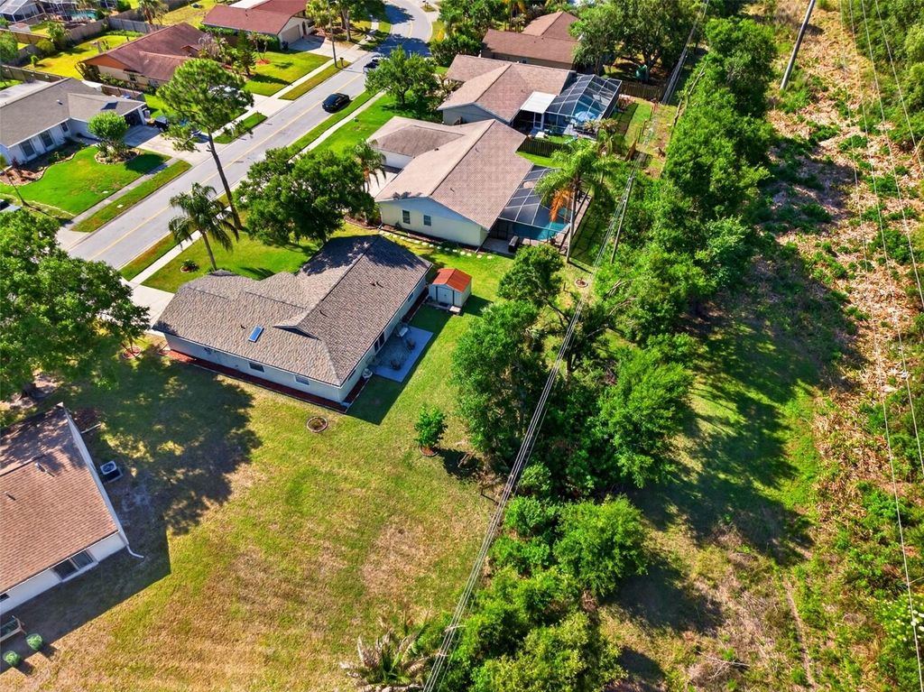 Image 52 of property listing at 549 LONGWOOD CIRCLE, Oldsmar, FL 34677
