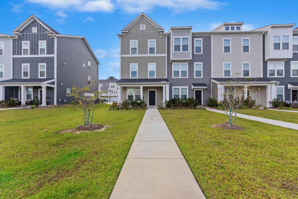 352 Herty Park Drive, Moncks Corner, SC 29461