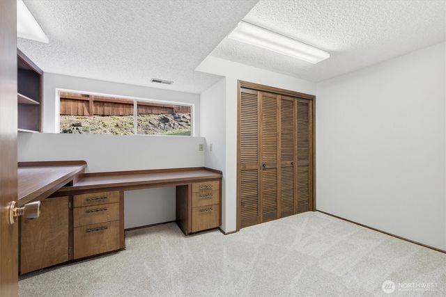 3604 70th Avenue Ct W, University Place, WA 98446