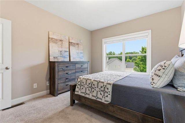 4010 Pinebrook Circle, Cumming, GA 30028