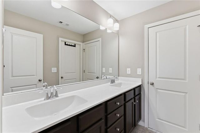 4010 Pinebrook Circle, Cumming, GA 30028