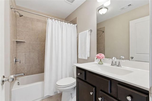 4010 Pinebrook Circle, Cumming, GA 30028