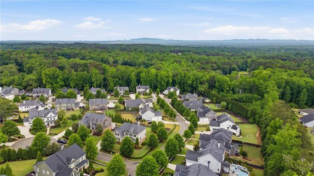4010 Pinebrook Circle, Cumming, GA 30028