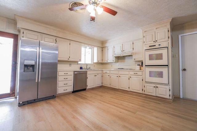 619 W Elm Street, Canton, TX 75103