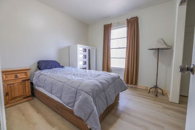 619 W Elm Street, Canton, TX 75103