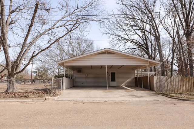 619 W Elm Street, Canton, TX 75103