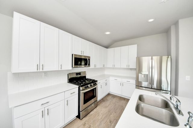 20730 Southern Woods Drive, New Caney, TX 77357