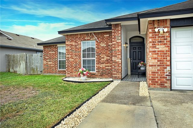 1321 Calle San Carlos, Corpus Christi, TX 78417
