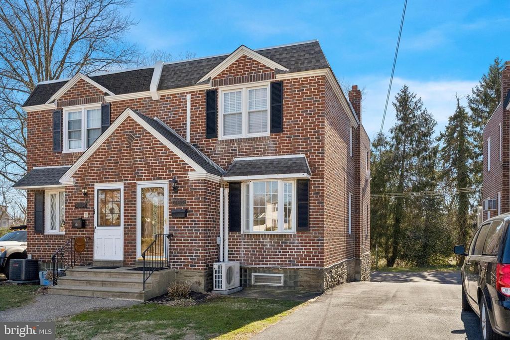 2012 MURRAY ST, Philadelphia, PA 19115