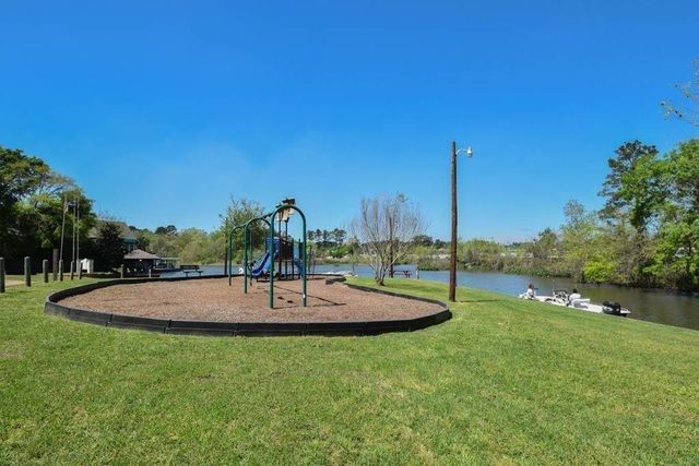 00 Crystal River, Conroe, TX 77316