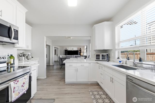 110 S Gold Street, Centralia, WA 98531