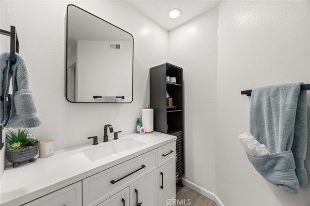 1380 W Capitol 307, San Pedro, CA 90732