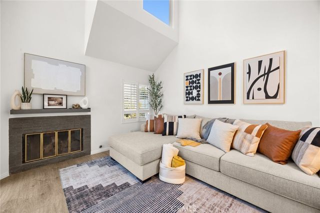 1380 W Capitol 307, San Pedro, CA 90732