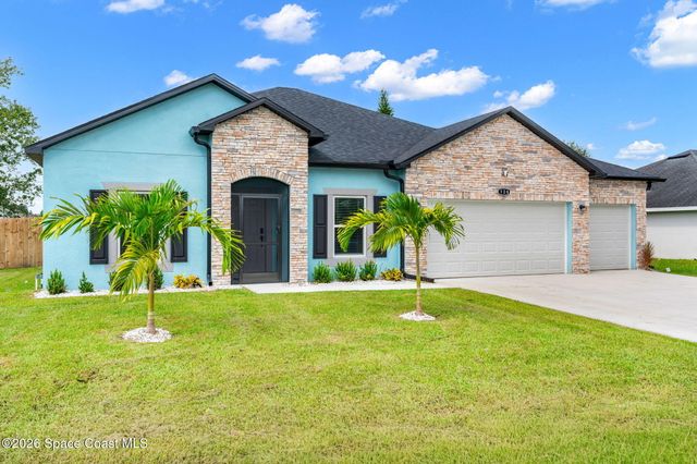 1024 Tevis Street SE, Palm Bay, FL 32909