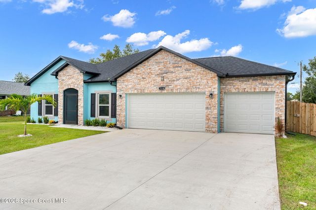 1024 Tevis Street SE, Palm Bay, FL 32909