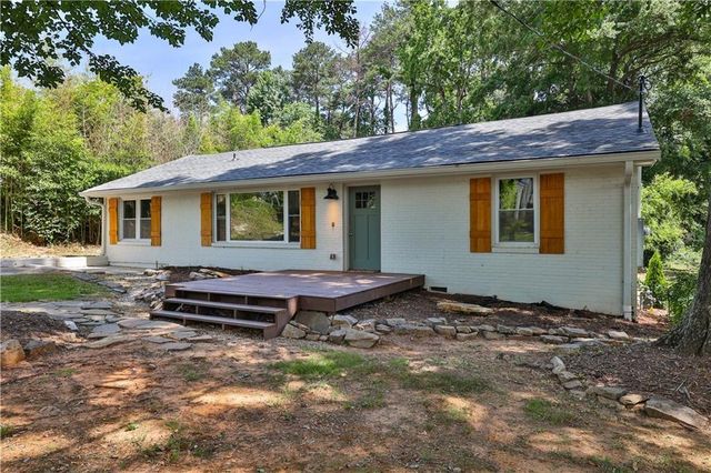 1976 Dering Circle NE, Atlanta, GA 30345