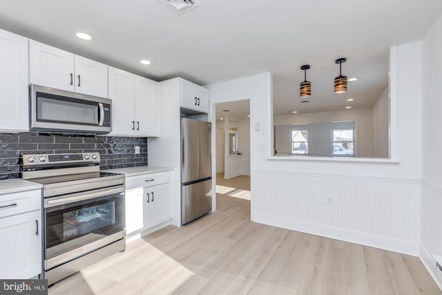 105 HUNTINGTON DR, Southampton, NJ 08088