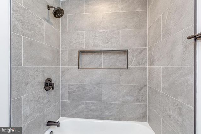 105 HUNTINGTON DR, Southampton, NJ 08088