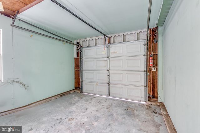 105 HUNTINGTON DR, Southampton, NJ 08088