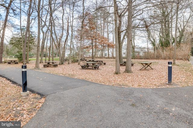 105 HUNTINGTON DR, Southampton, NJ 08088