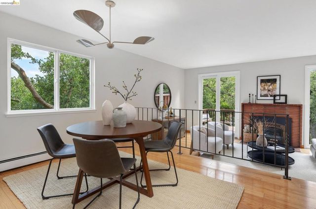 4 Cavendish Ln, Piedmont, CA 94602