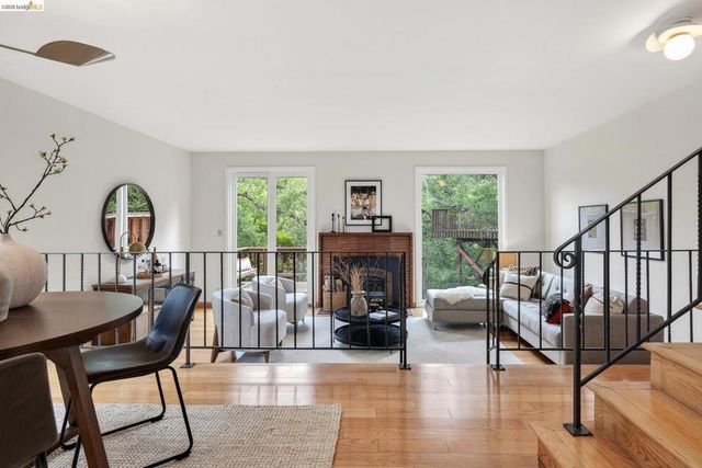 4 Cavendish Ln, Piedmont, CA 94602