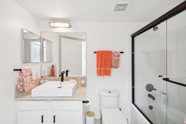 300 Scotia Drive 304, Hypoluxo, FL 33462