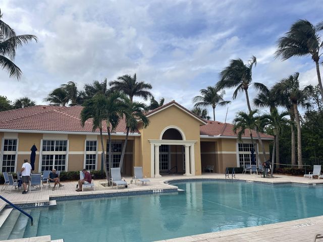 300 Scotia Drive 304, Hypoluxo, FL 33462