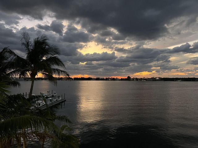 300 Scotia Drive 304, Hypoluxo, FL 33462