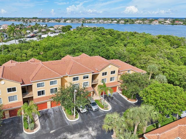300 Scotia Drive 304, Hypoluxo, FL 33462