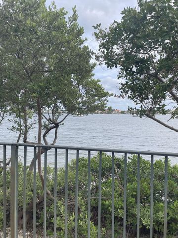 300 Scotia Drive 304, Hypoluxo, FL 33462