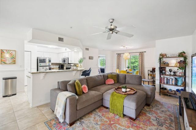 300 Scotia Drive 304, Hypoluxo, FL 33462