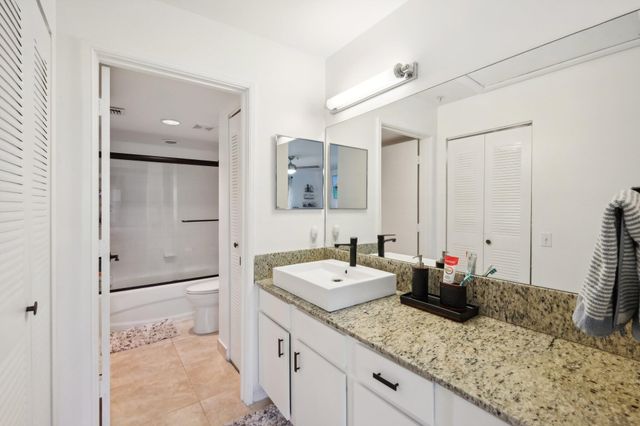 300 Scotia Drive 304, Hypoluxo, FL 33462