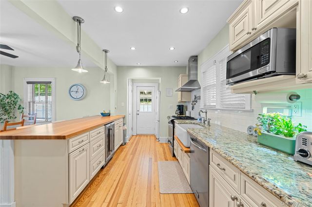 9 Ormond Street, Rockville Centre, NY 11570