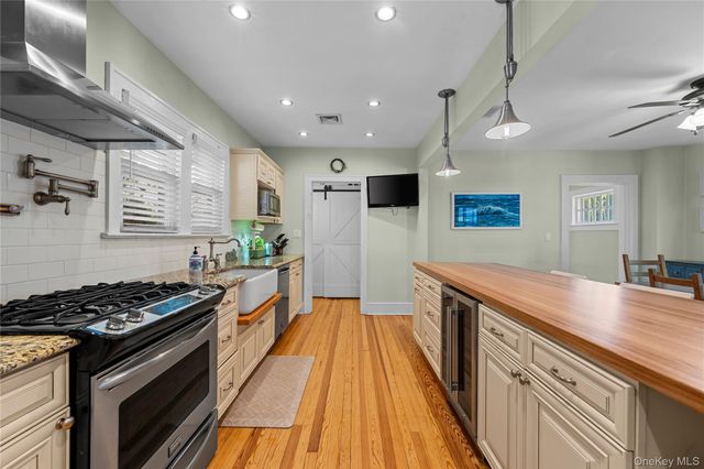 9 Ormond Street, Rockville Centre, NY 11570