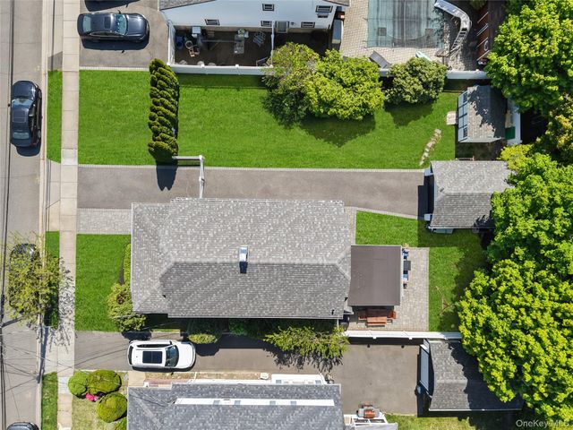 9 Ormond Street, Rockville Centre, NY 11570