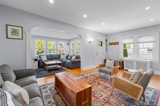 9 Ormond Street, Rockville Centre, NY 11570