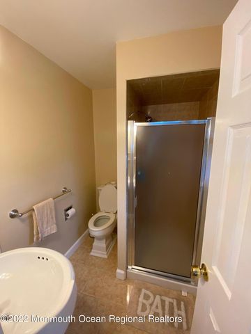 490 W Park Avenue, Oakhurst, NJ 07755