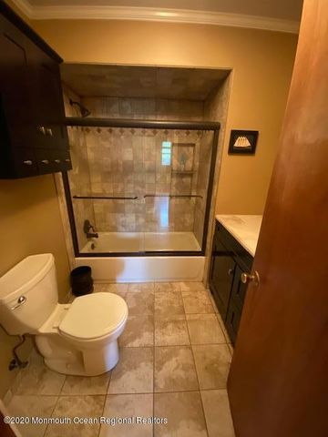 490 W Park Avenue, Oakhurst, NJ 07755